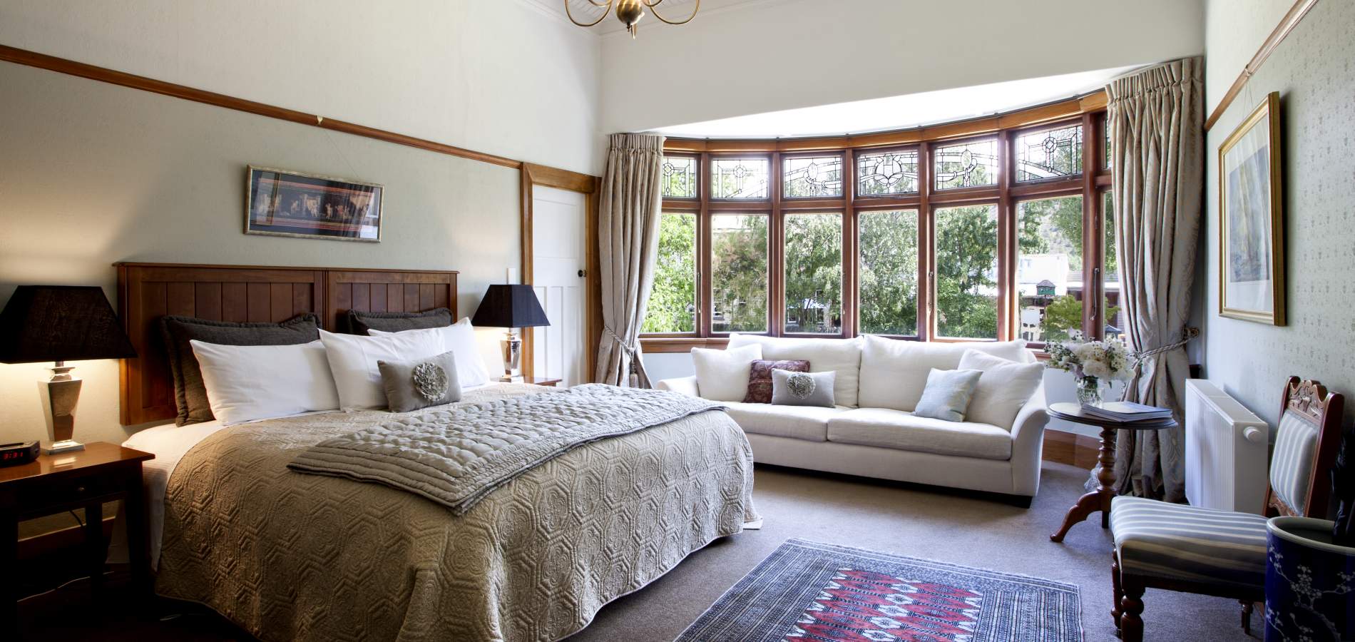 Olivers Lodge Naylor Room v2